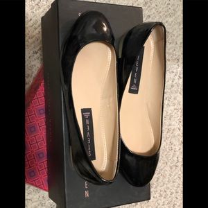 Steven By Steve Madden Black Flats w/ Gold Heel